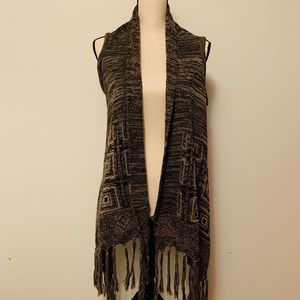 Boutique Sleeveless Black/Grey Sweater Vest